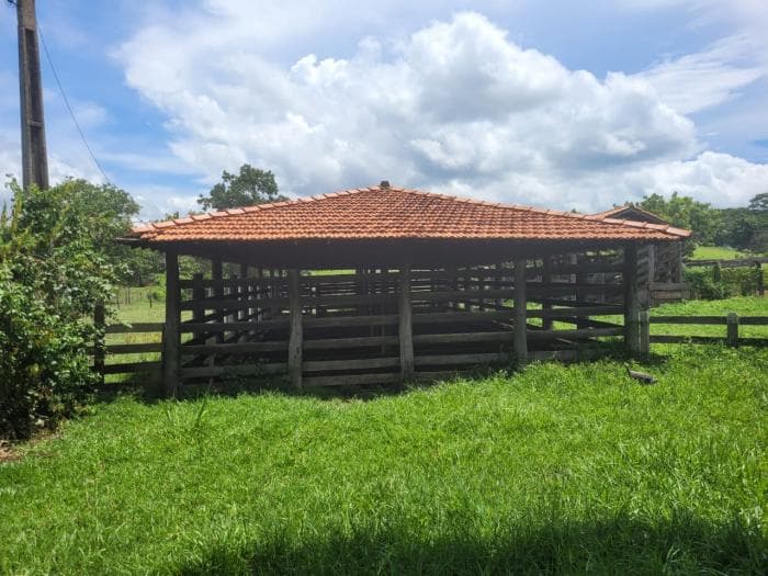 Fazenda em acorizal — Acorizal, MT