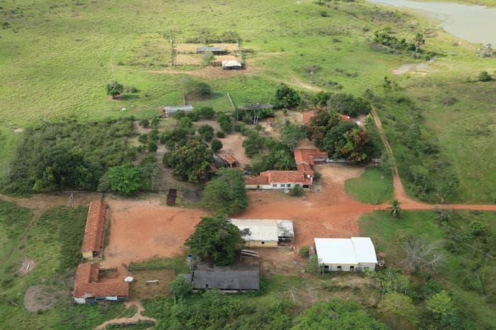FAZENDA INCLUSO MAQUINARIO 20