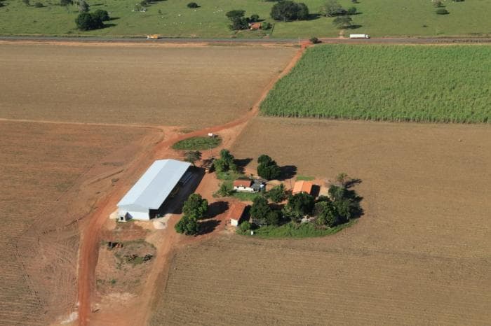 FAZENDA INCLUSO MAQUINARIO 8